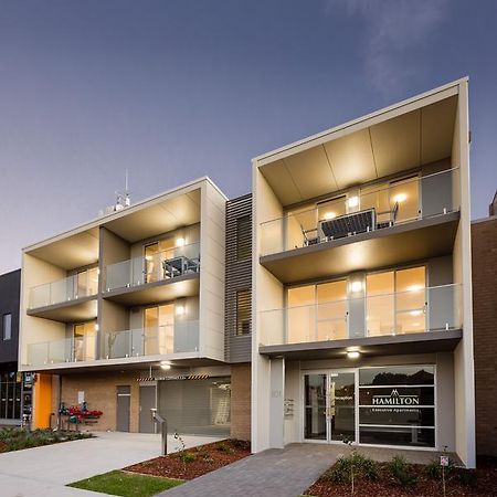 Hamilton Executive Apartments Newcastle Bagian luar foto