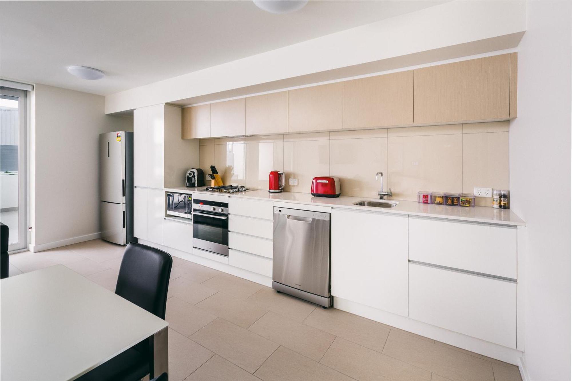 Hamilton Executive Apartments Newcastle Bagian luar foto