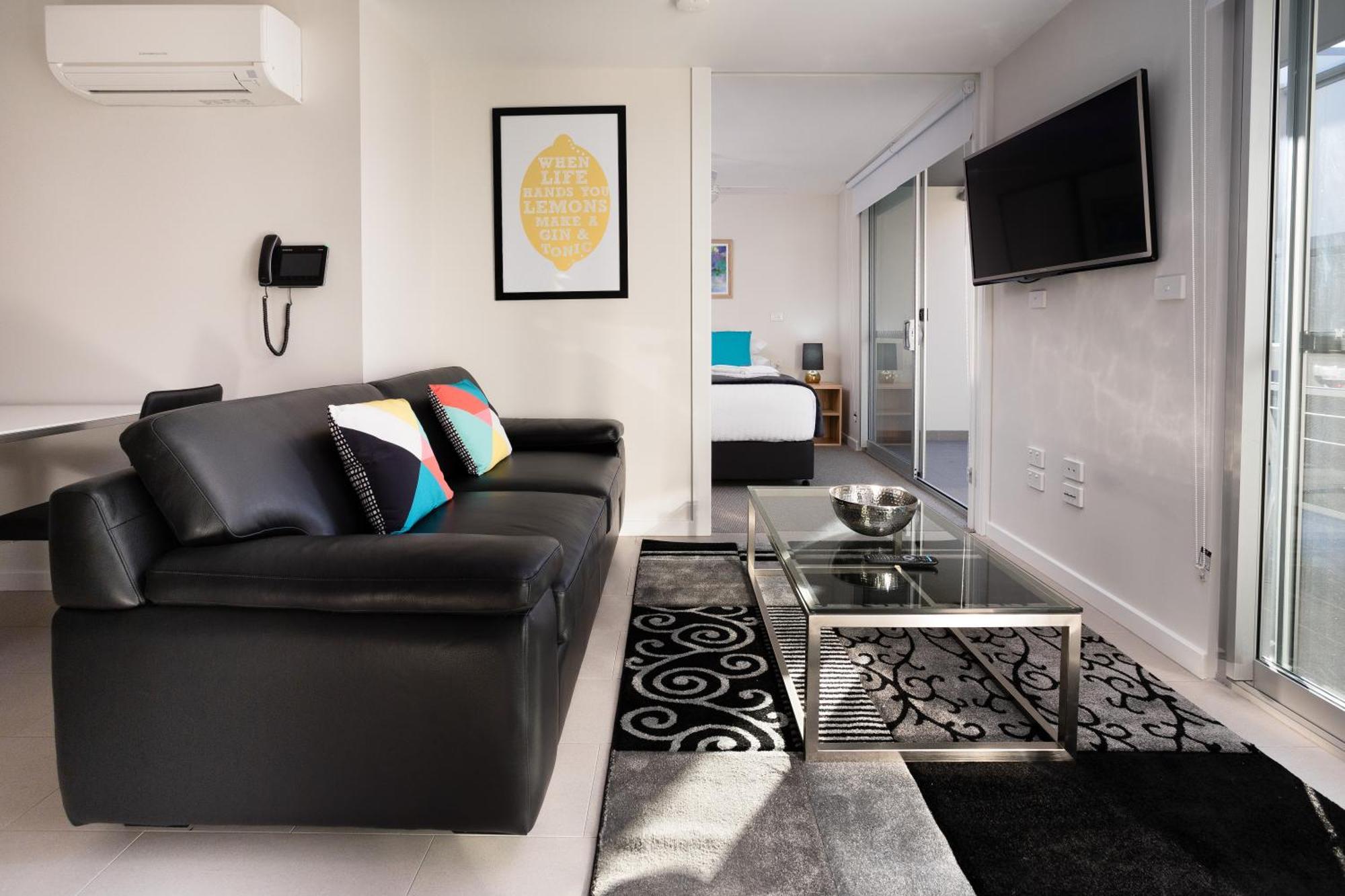 Hamilton Executive Apartments Newcastle Bagian luar foto