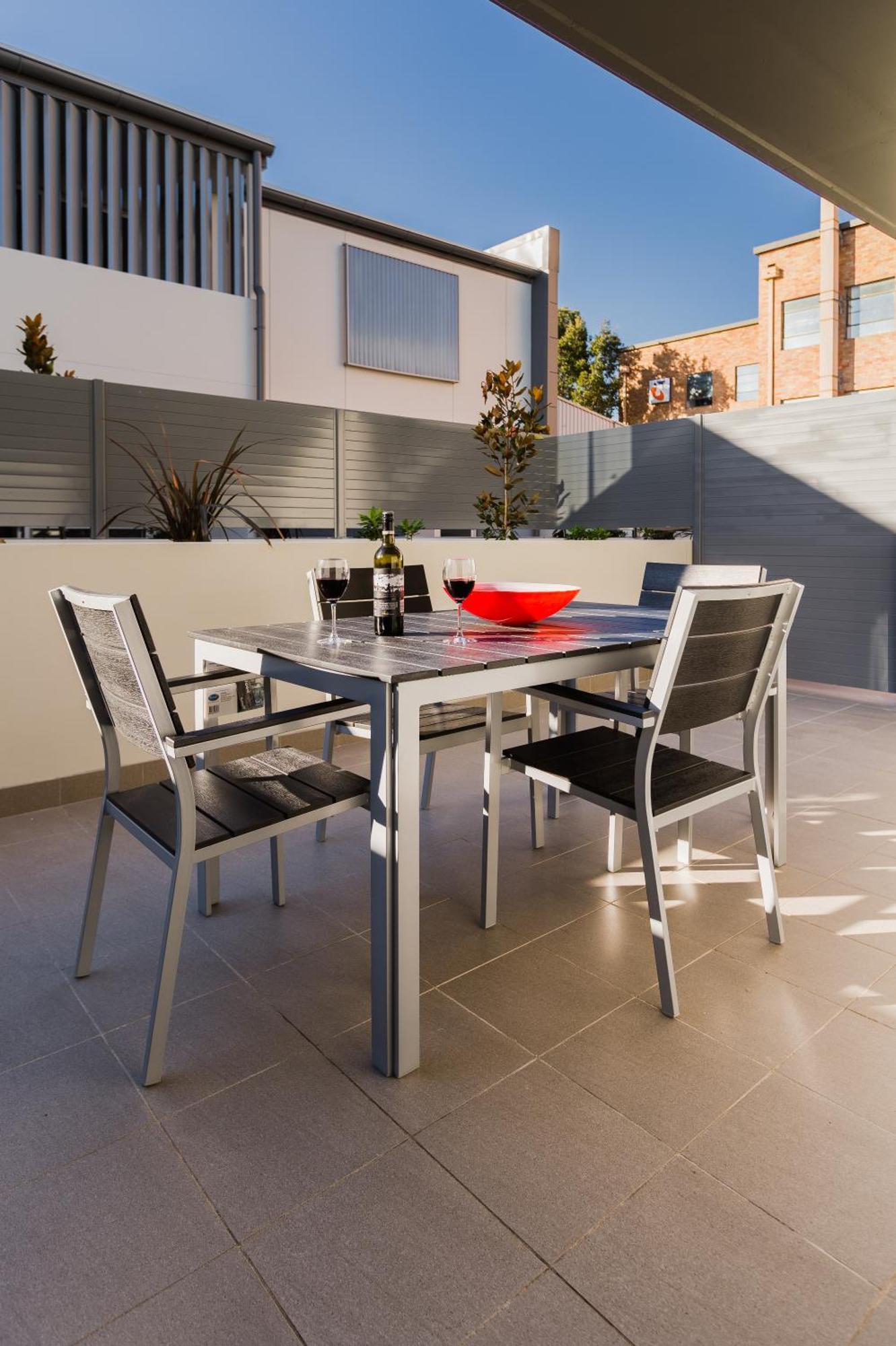 Hamilton Executive Apartments Newcastle Bagian luar foto