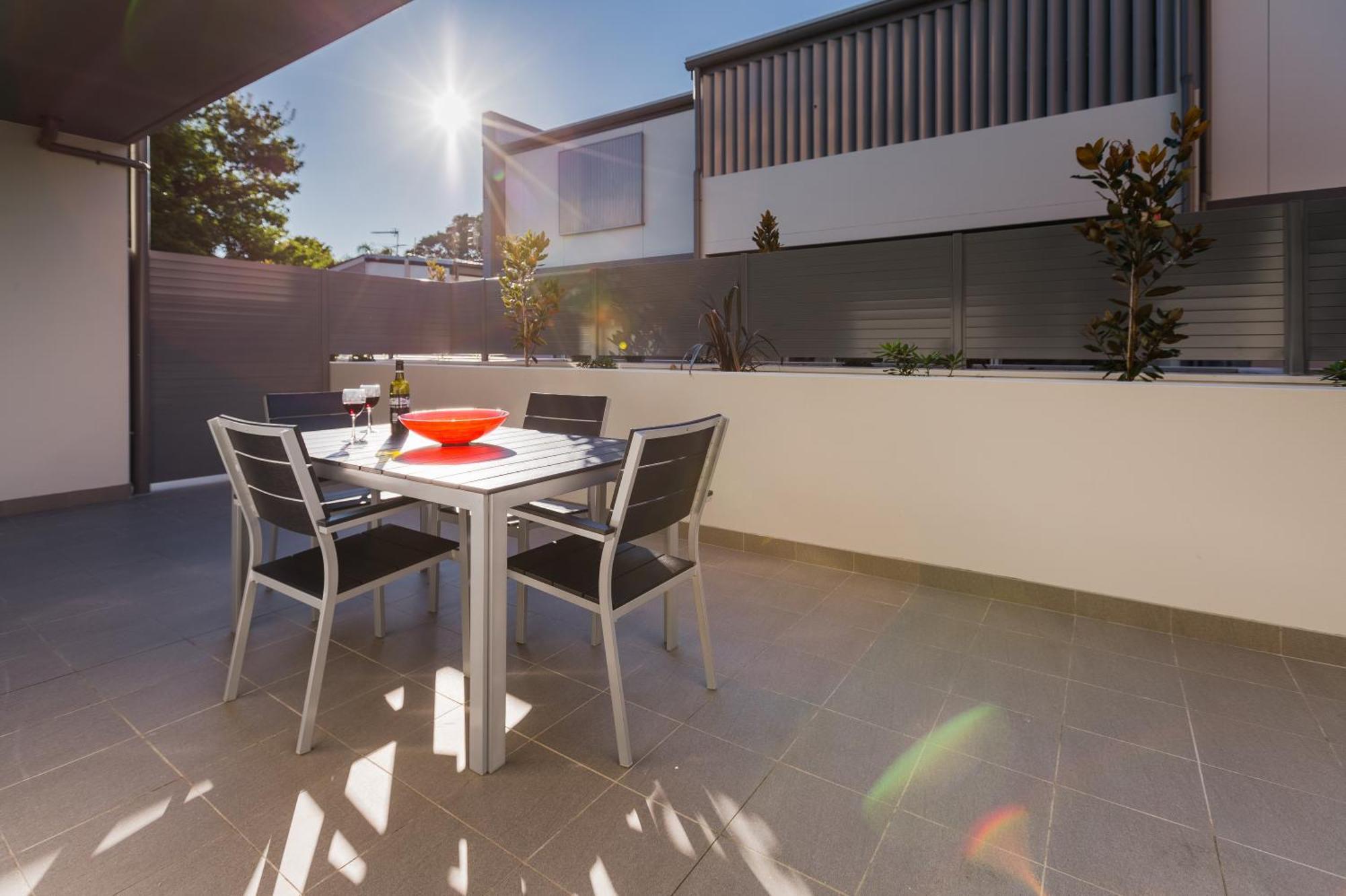 Hamilton Executive Apartments Newcastle Bagian luar foto